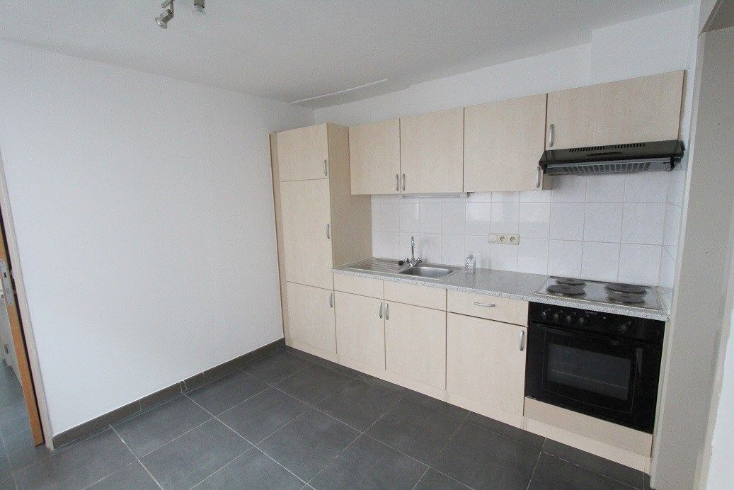 Handelspand met achterliggende studio op ideale locatie! foto 4