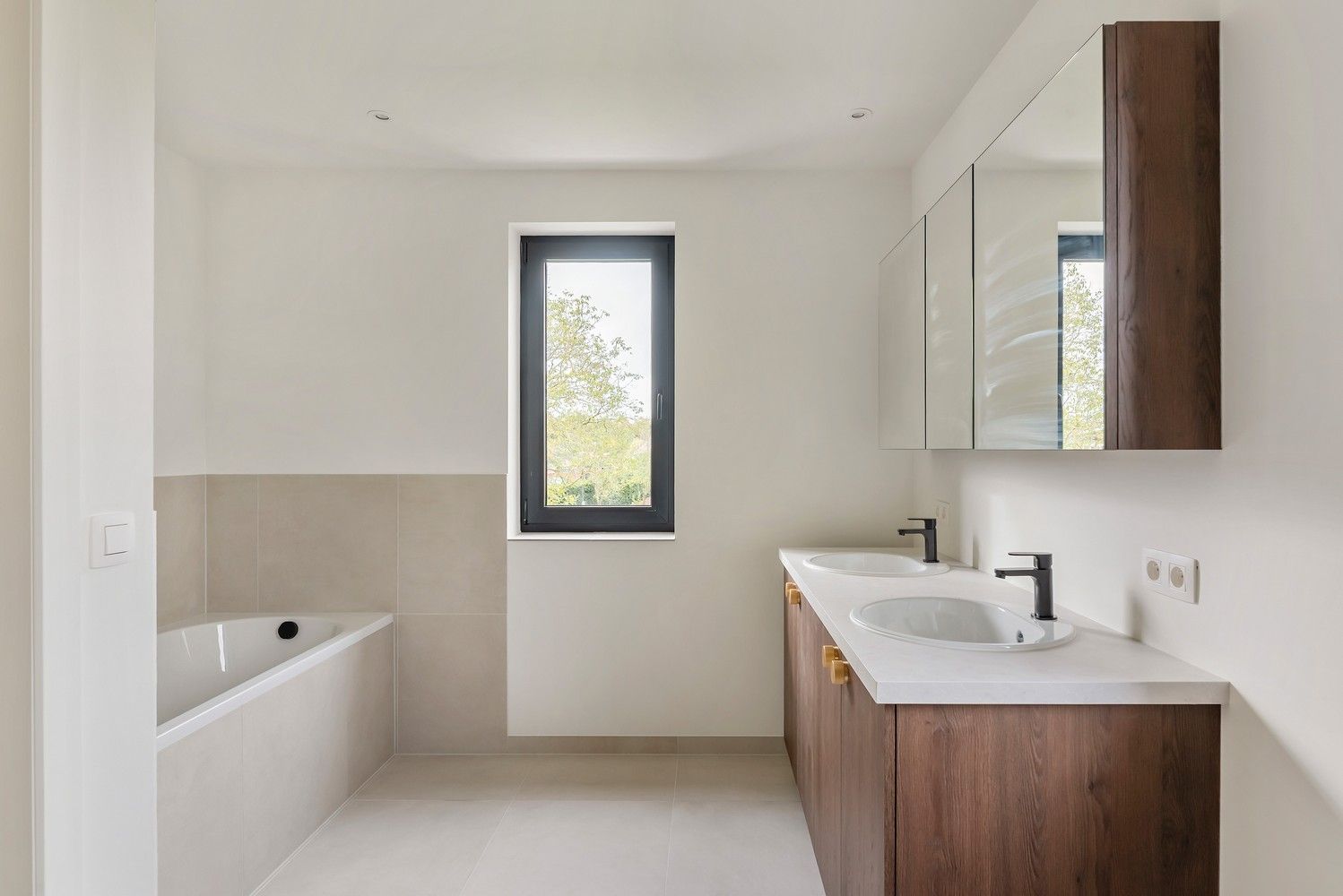 BEN-WONING TE KOOP ONDER REGISTRATIE foto 24