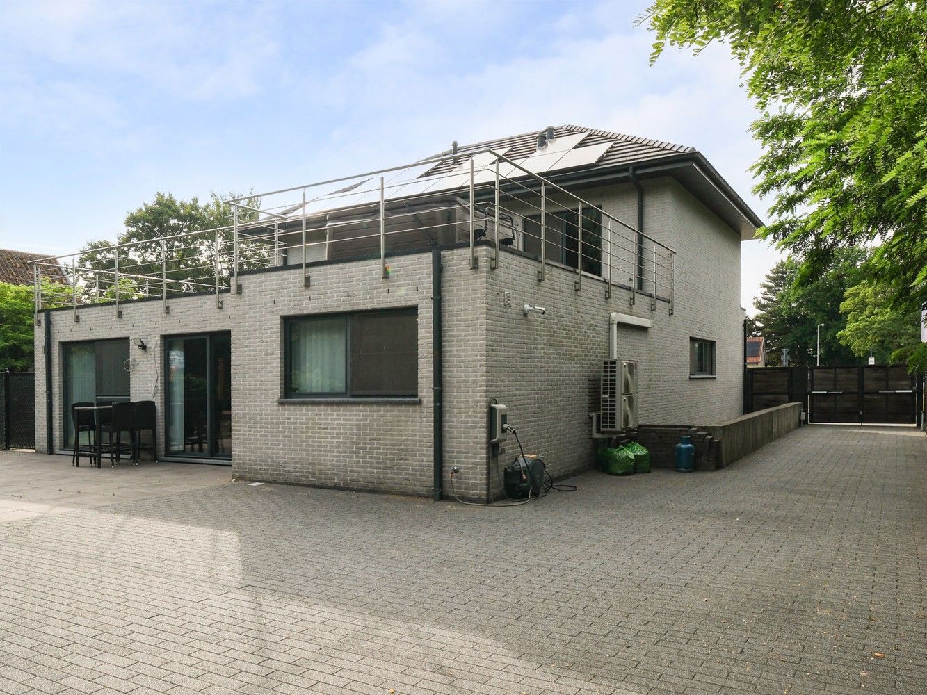 Retailpand met woonst foto 6