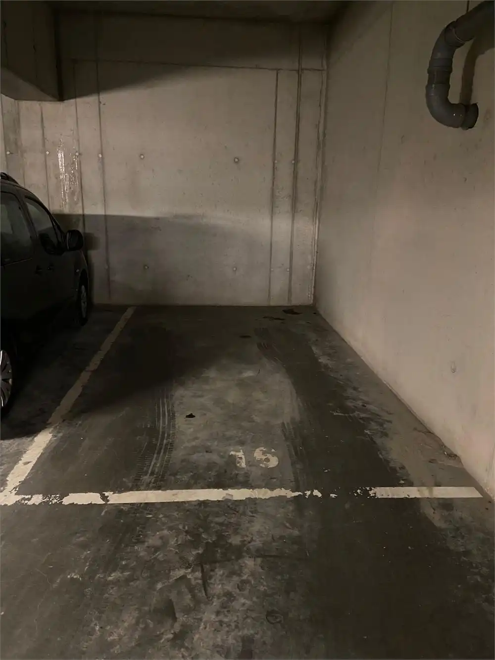 Ruim 2SLK-appartement (95 m²) met terras en zicht op Park Spoor Noord + parking foto 17