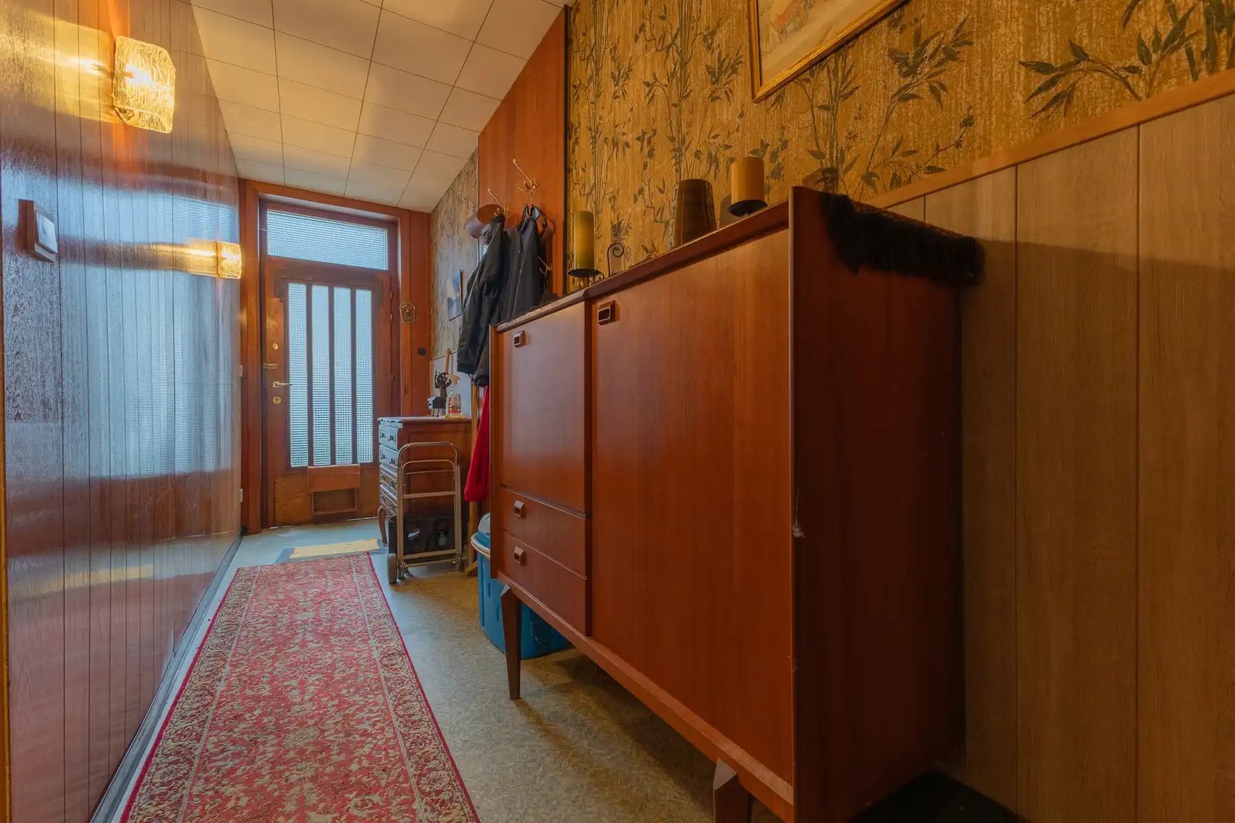 Gunstig gelegen te renoveren woning, 2 slaapkamers en tuin foto 3