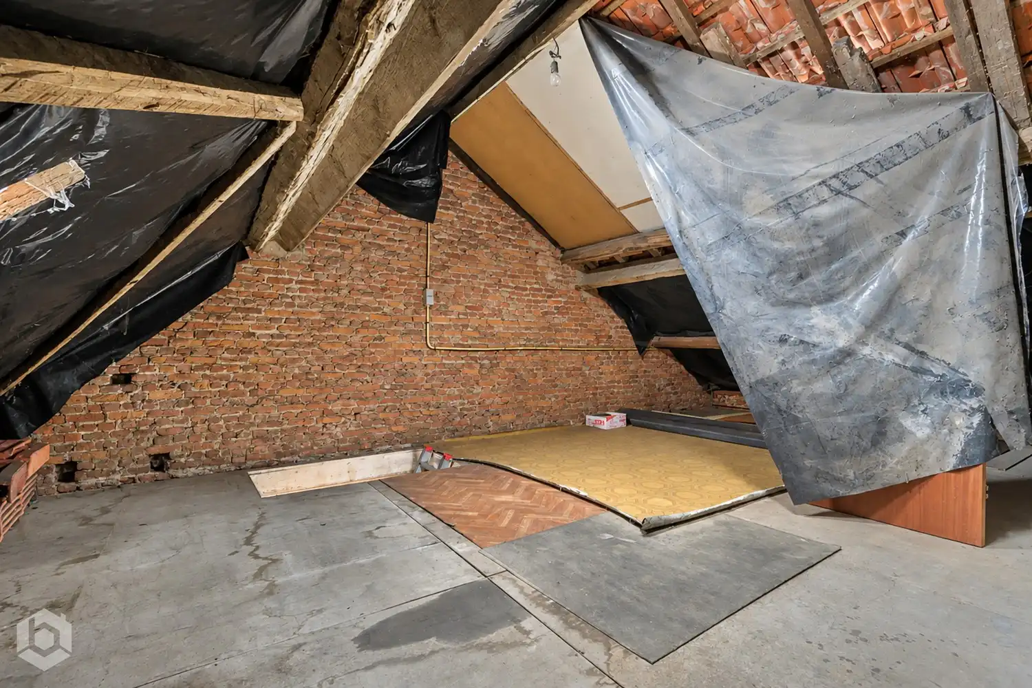 Te renoveren halfopen bebouwing met 3 slaapkamers en garage in Walem foto 16