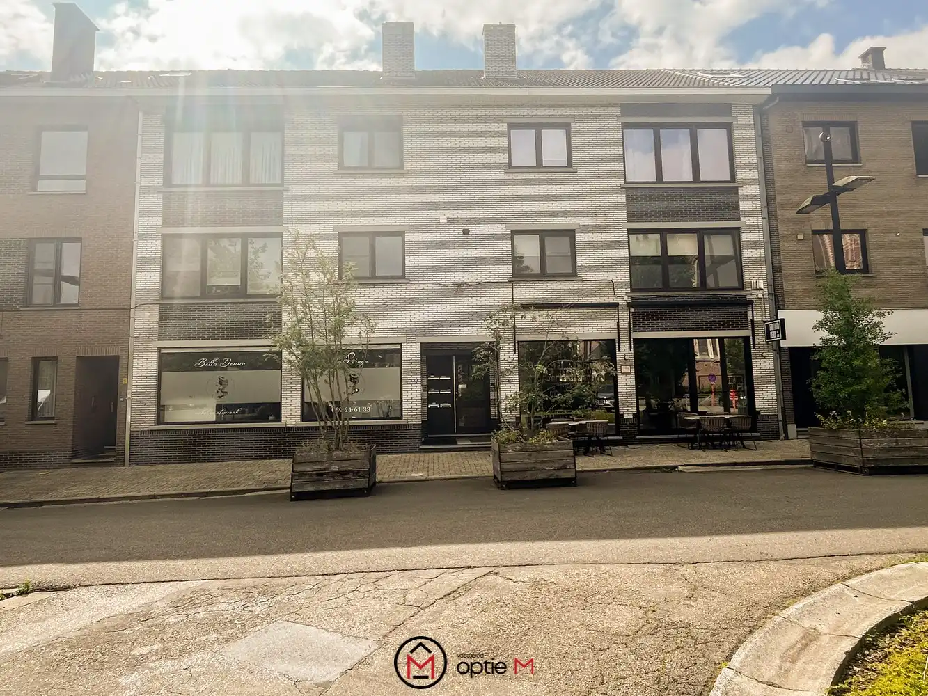 Appartement te huur in Bilzen met garage foto {{pictureIndex}}