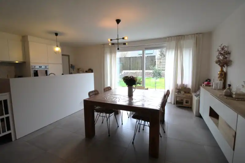 Recente woning te huur centrum Moorslede foto 3