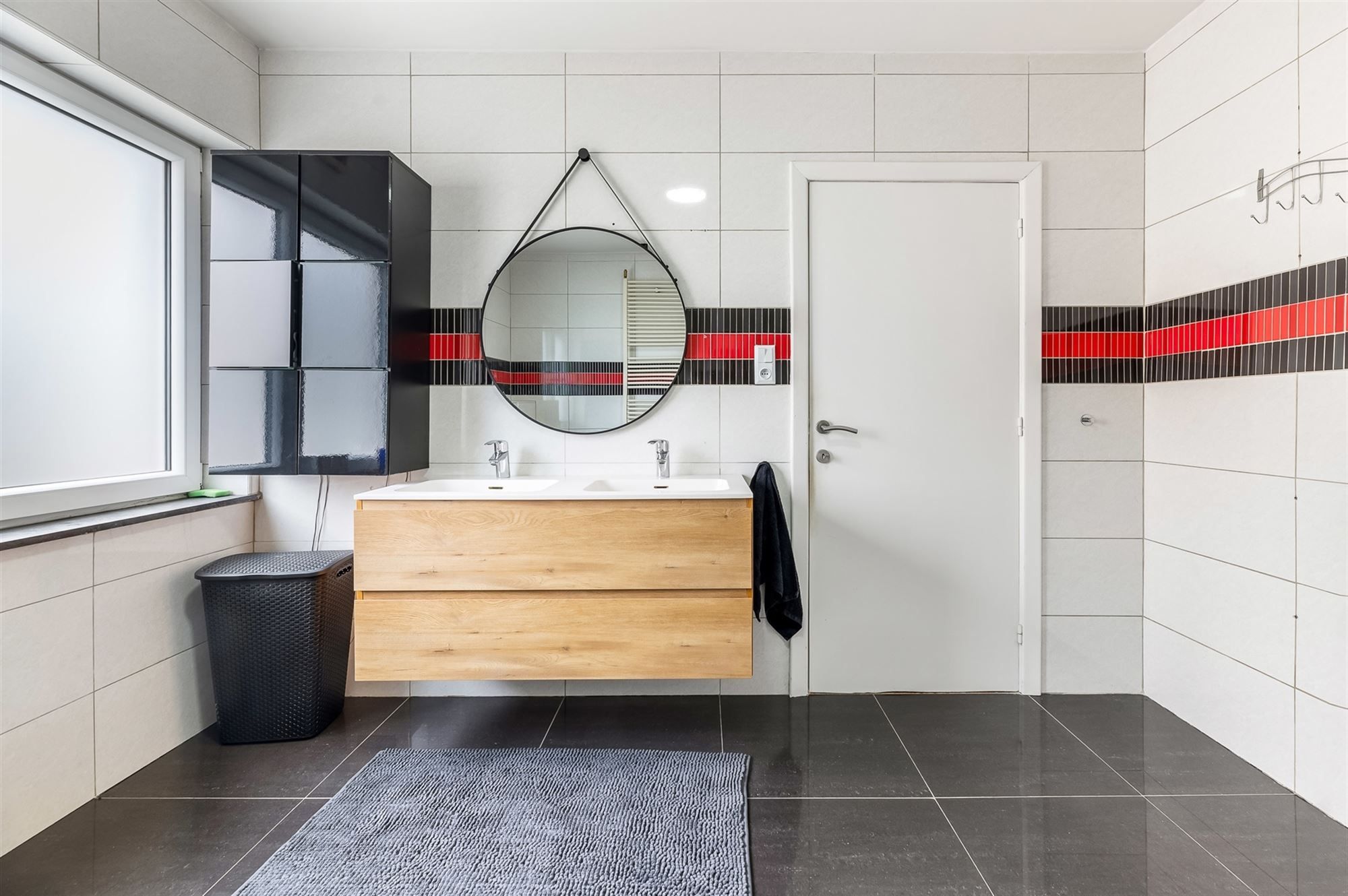 GOED ONDERHOUDEN EN RECENT GERENOVEERDE WONING TE HEPPEN foto 16