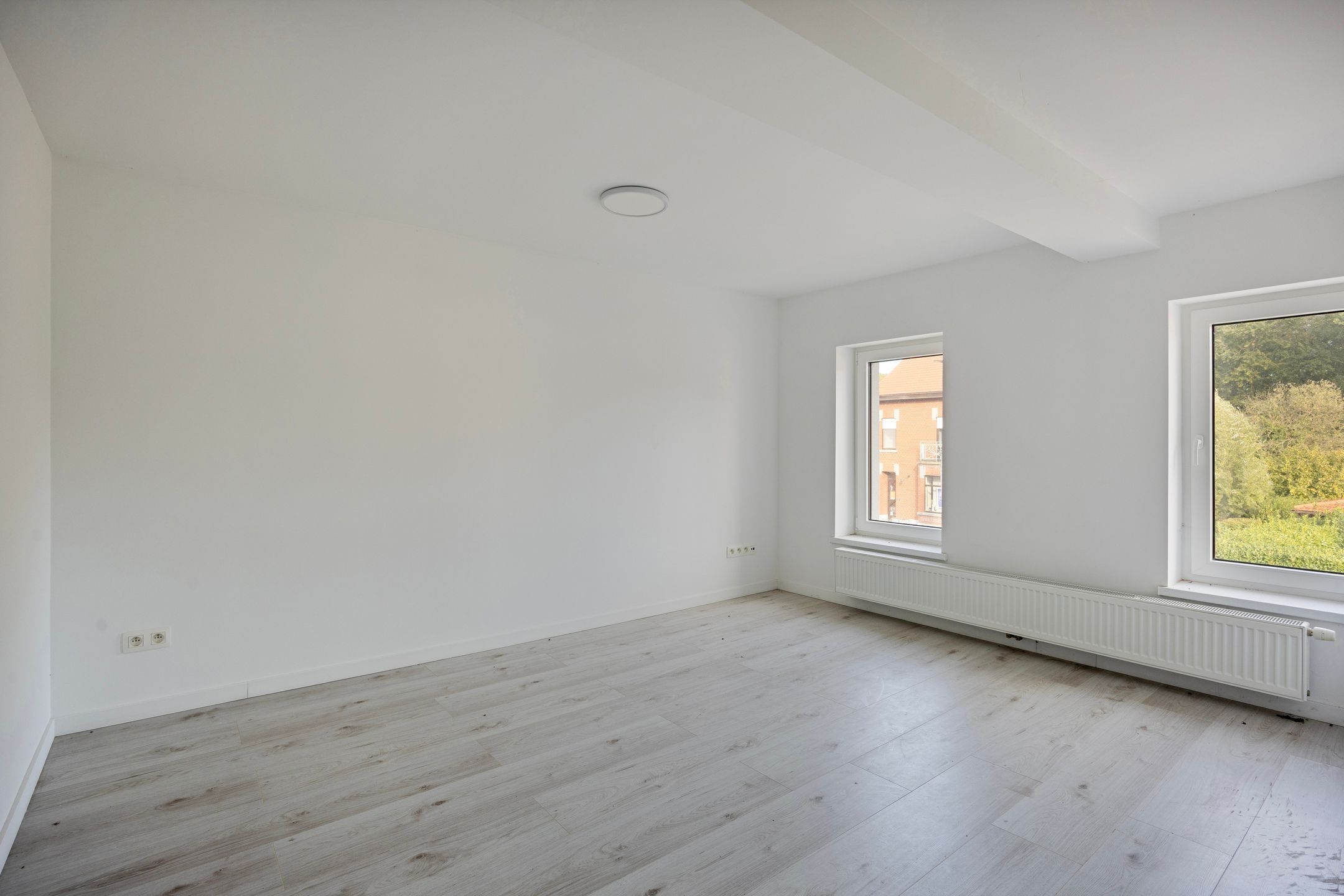 Ruime, energiezuinige woning op goede ligging te Huldenberg foto 8