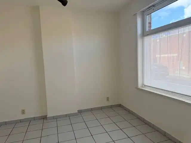 Te huur: charmante woning in het centrum, vlak bij het kanaal en zijn groene omgeving foto 7