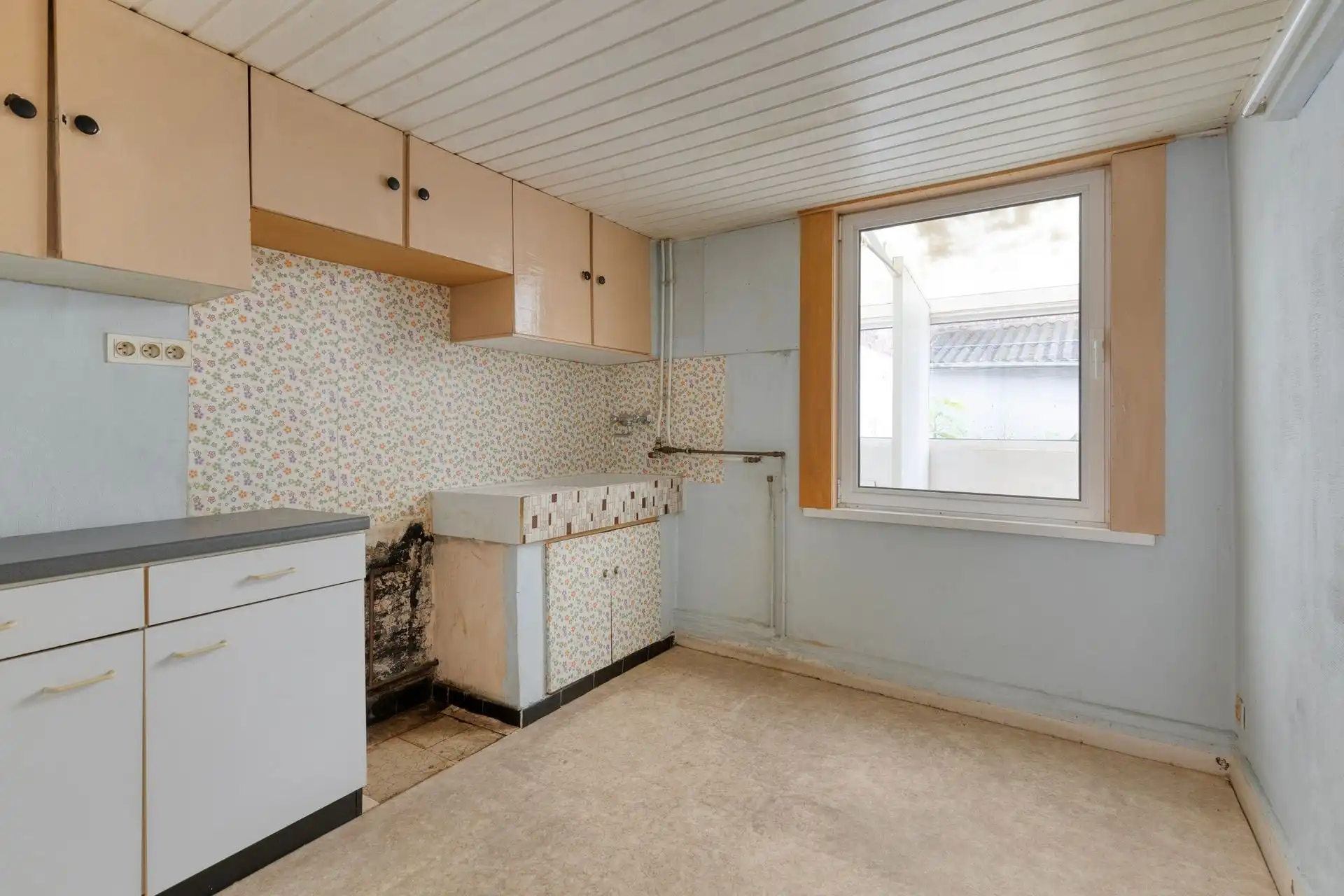 Héél centraal gelegen renovatiepanden (twee). foto 7