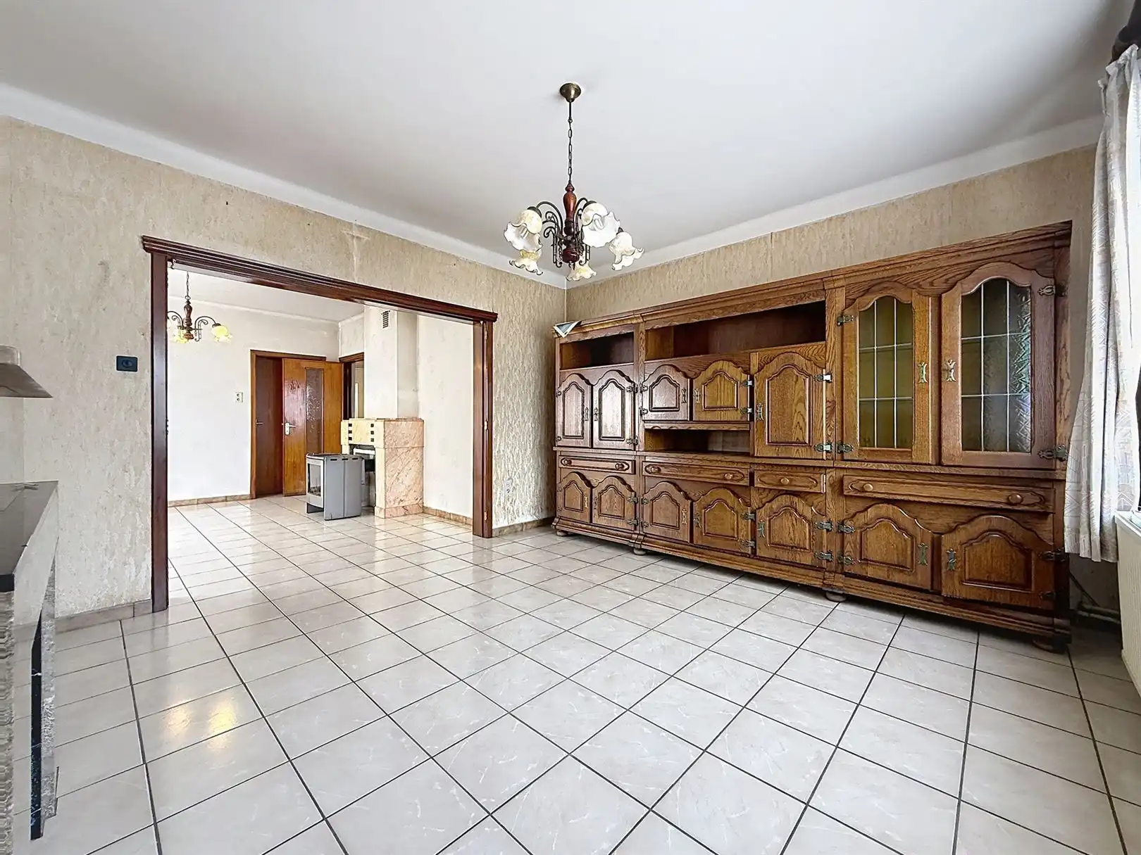 Te renoveren woning met 3 slpks en zolder, tuin, 12a 06ca foto 10