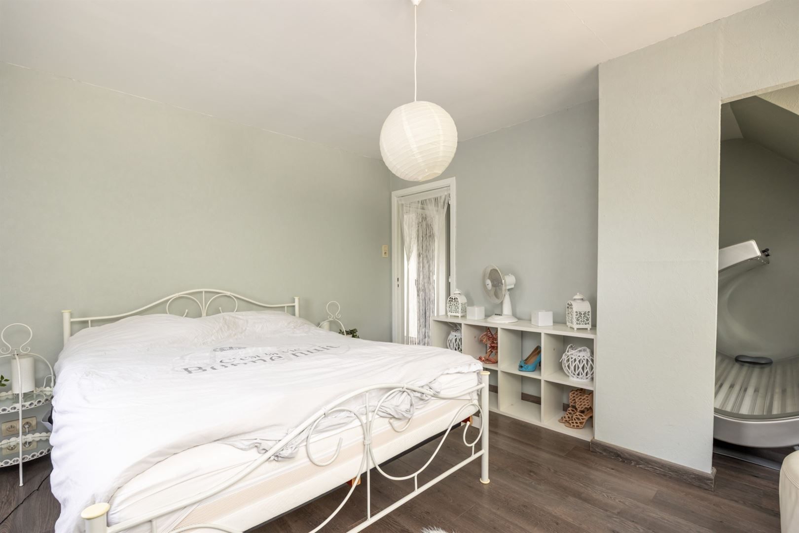 Instapklare halfopen woning met zonnige tuin aan de Vaart Schoten foto 15