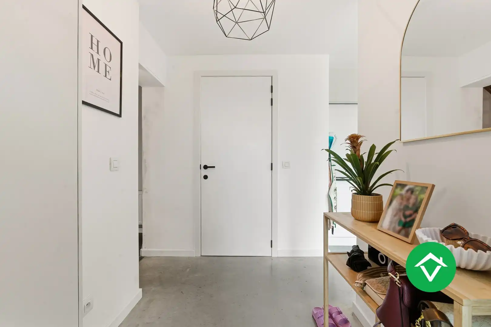 Instapklare gezinswoning met 3 slaapkamers en open veldzicht in Koekelare foto 3