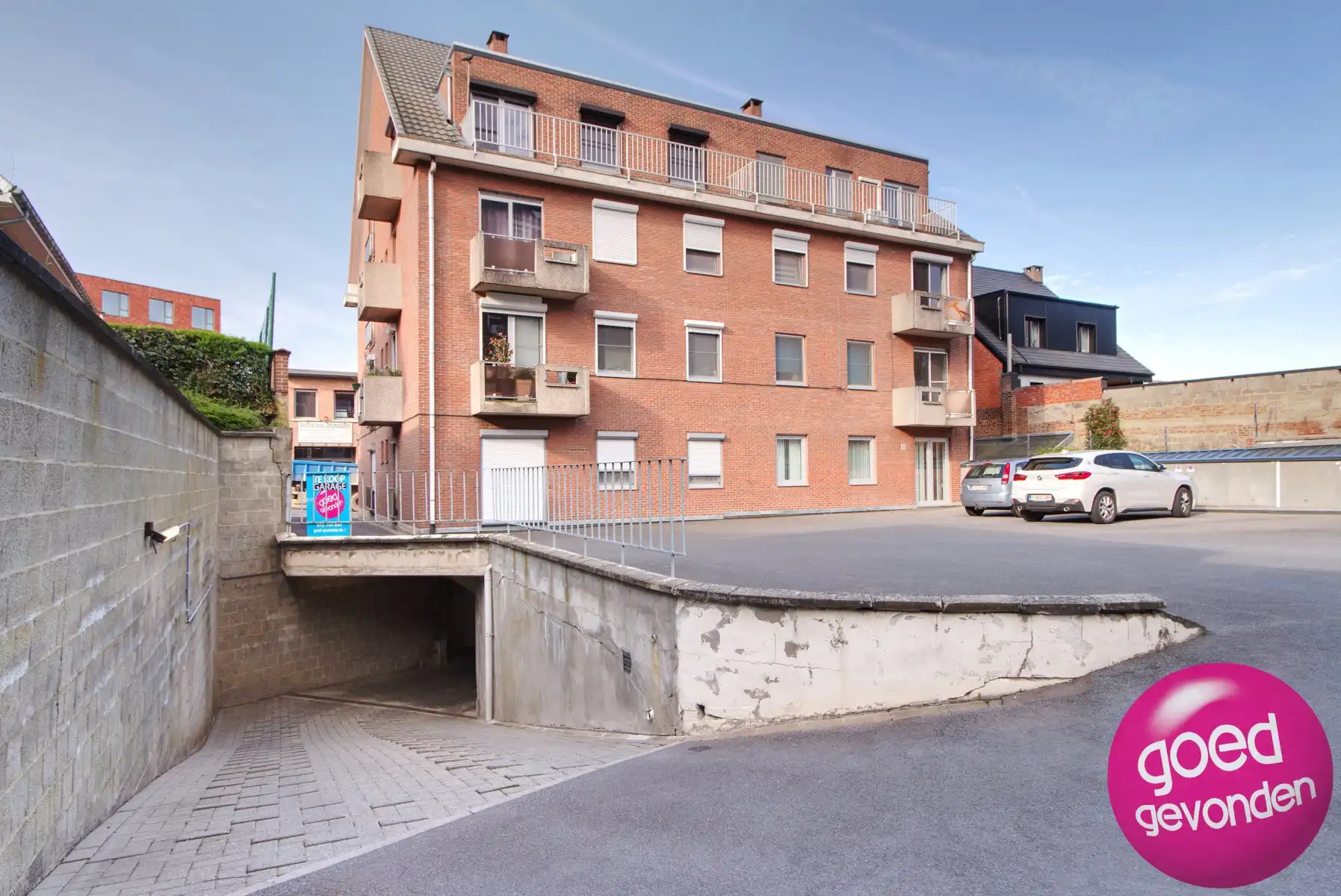 GARAGEBOX 20 m² - SECTIONAALPOORT - CENTRUM  foto 3