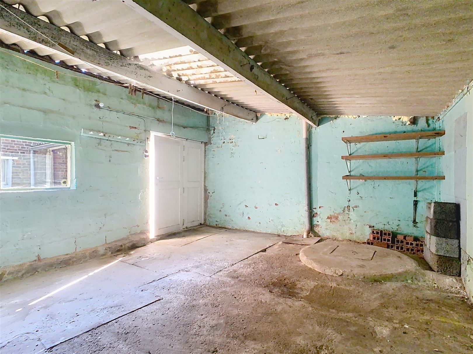 Te renoveren woning, 4 slpks, bijgebouwen, tuin, 9a 71ca  foto 41