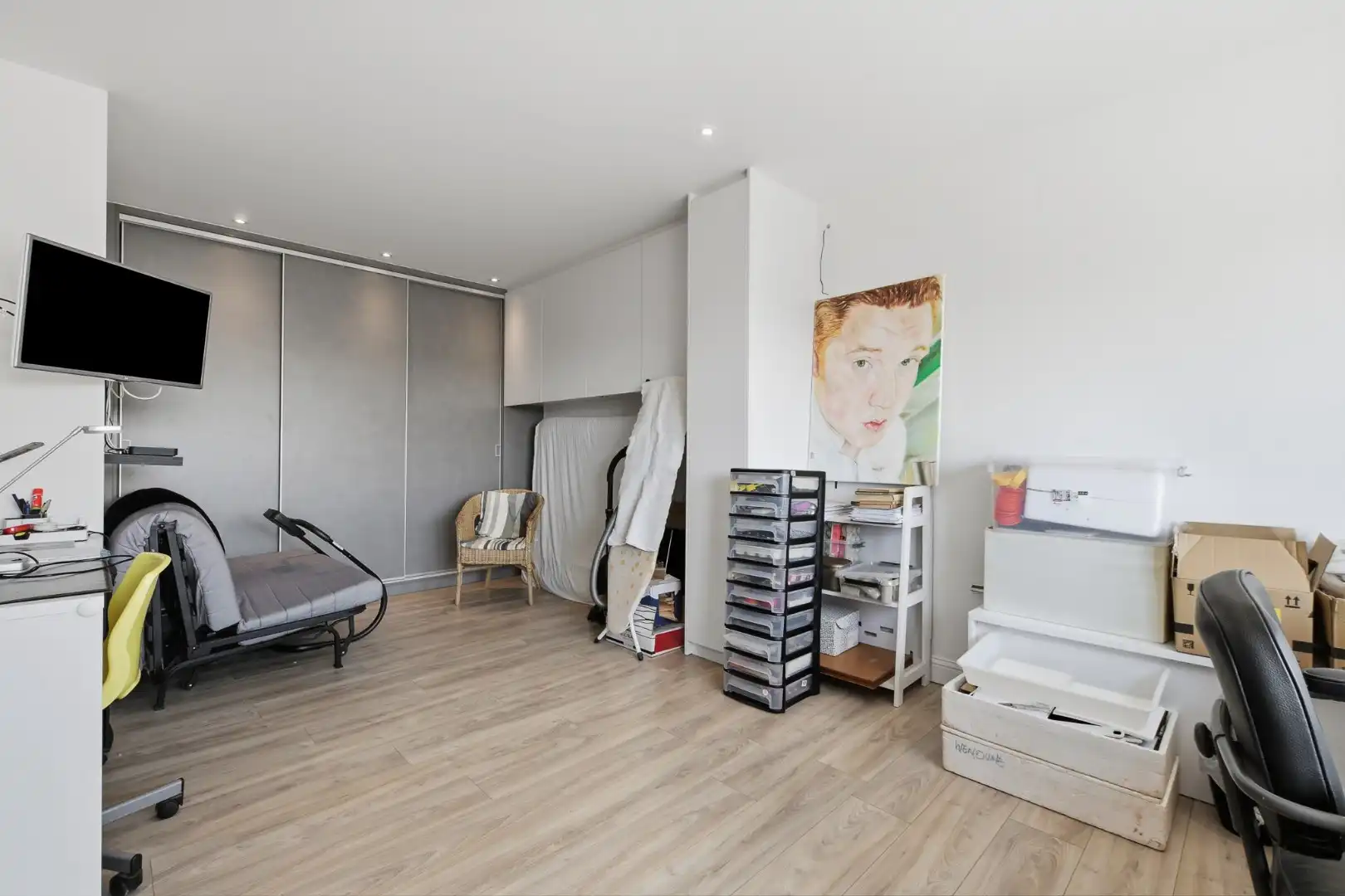 Moderne bel-etagewoning met polyvalente ruimte, zonnige tuin en energiezuinige afwerking foto 14