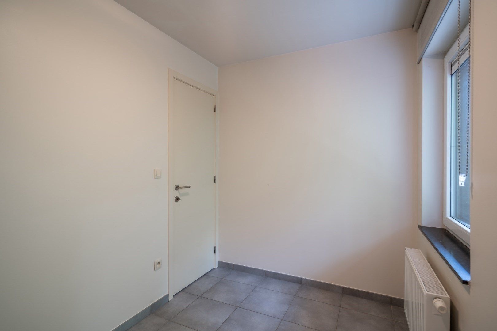 Comfortabel, recent appartement met 2 slaapkamers, garage en kelderberging op wandelafstand van markt Bilzen + park Haffmans foto 16