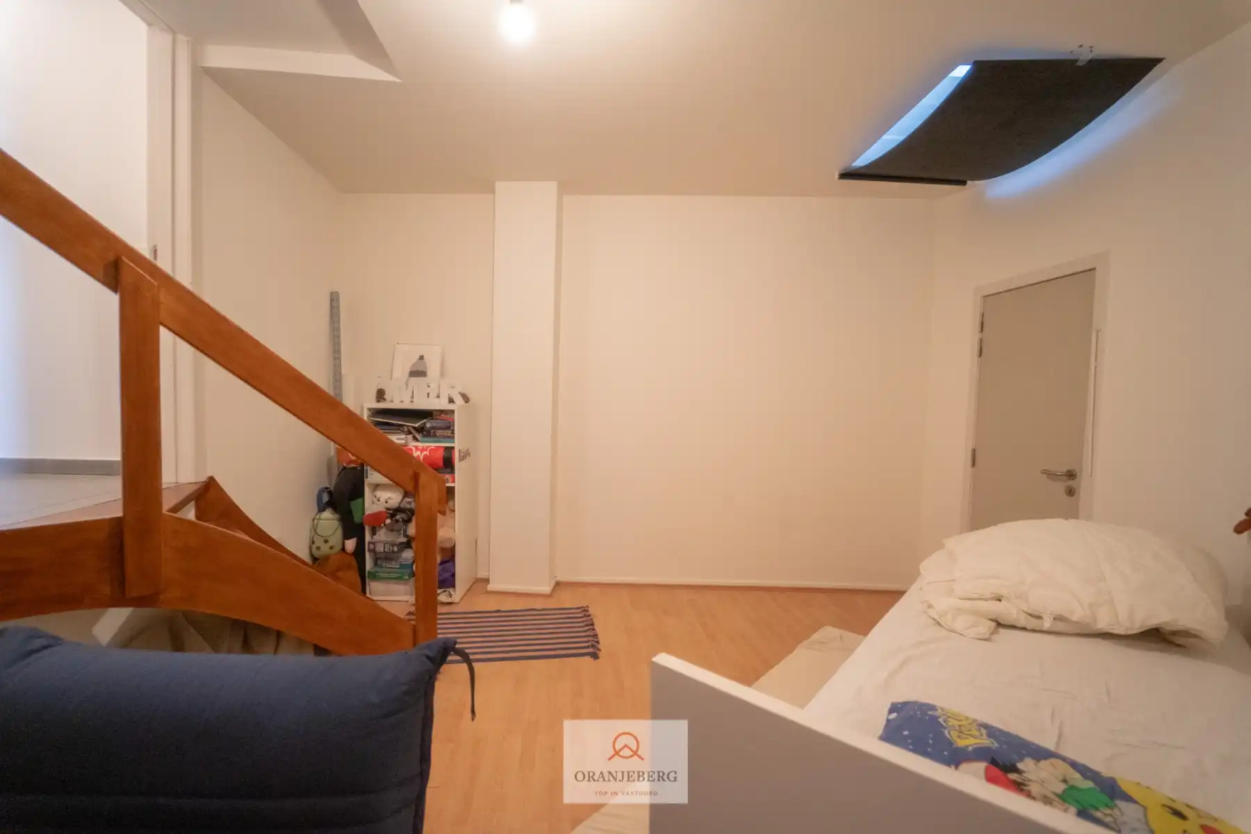 Uniek gelegen appartement in hartje Gent op het Sint-Baafsplein foto 15