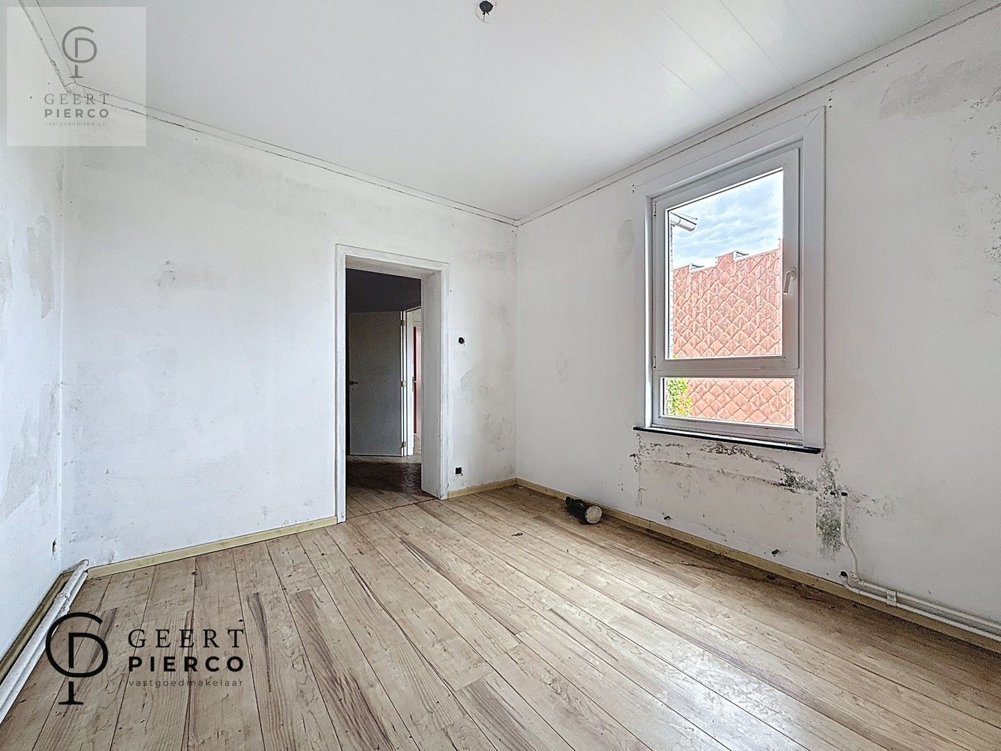 Uniek renovatie- of nieuwbouwproject in hartje Landen foto 19
