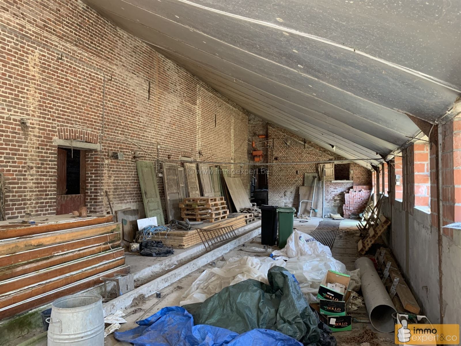 Pajottegem: Unieke hoeve met bijgebouwen en tuin foto 13