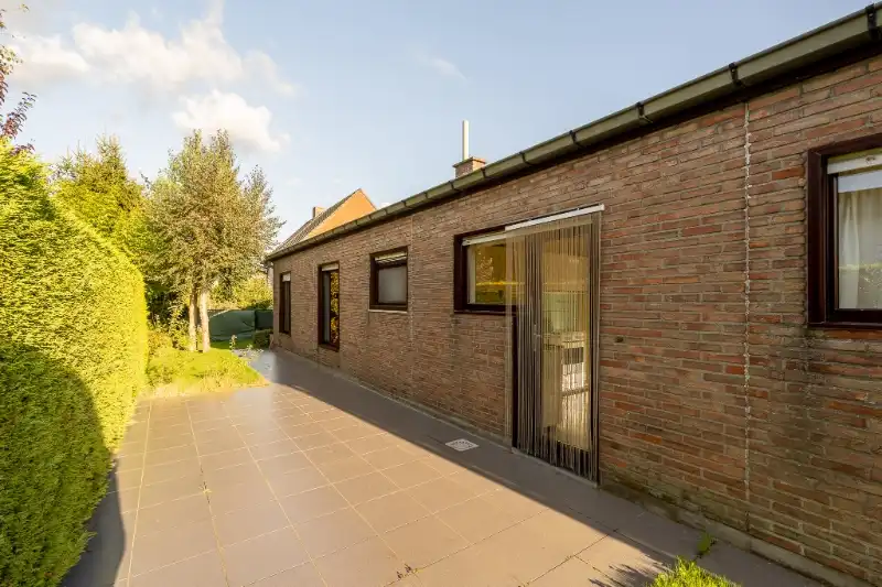 Open bebouwing op mooi perceel in rustige wijk. foto 17