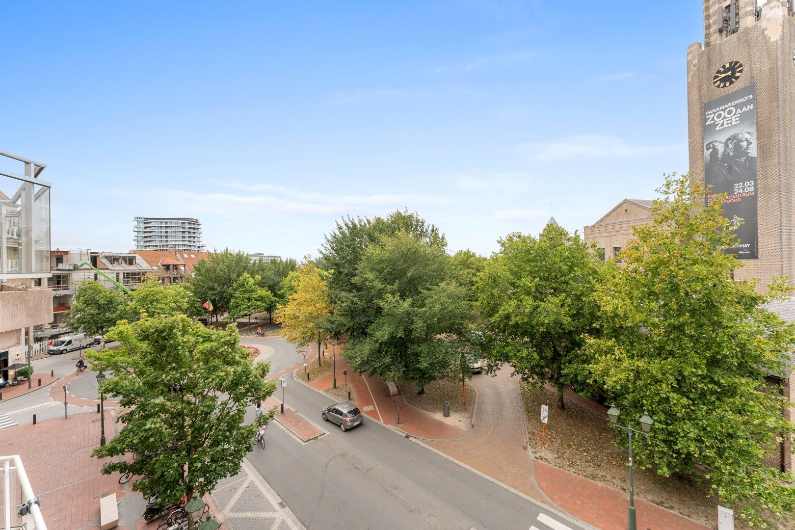 Ruim appartement met parkeerplaats in centrum Knokke foto 4