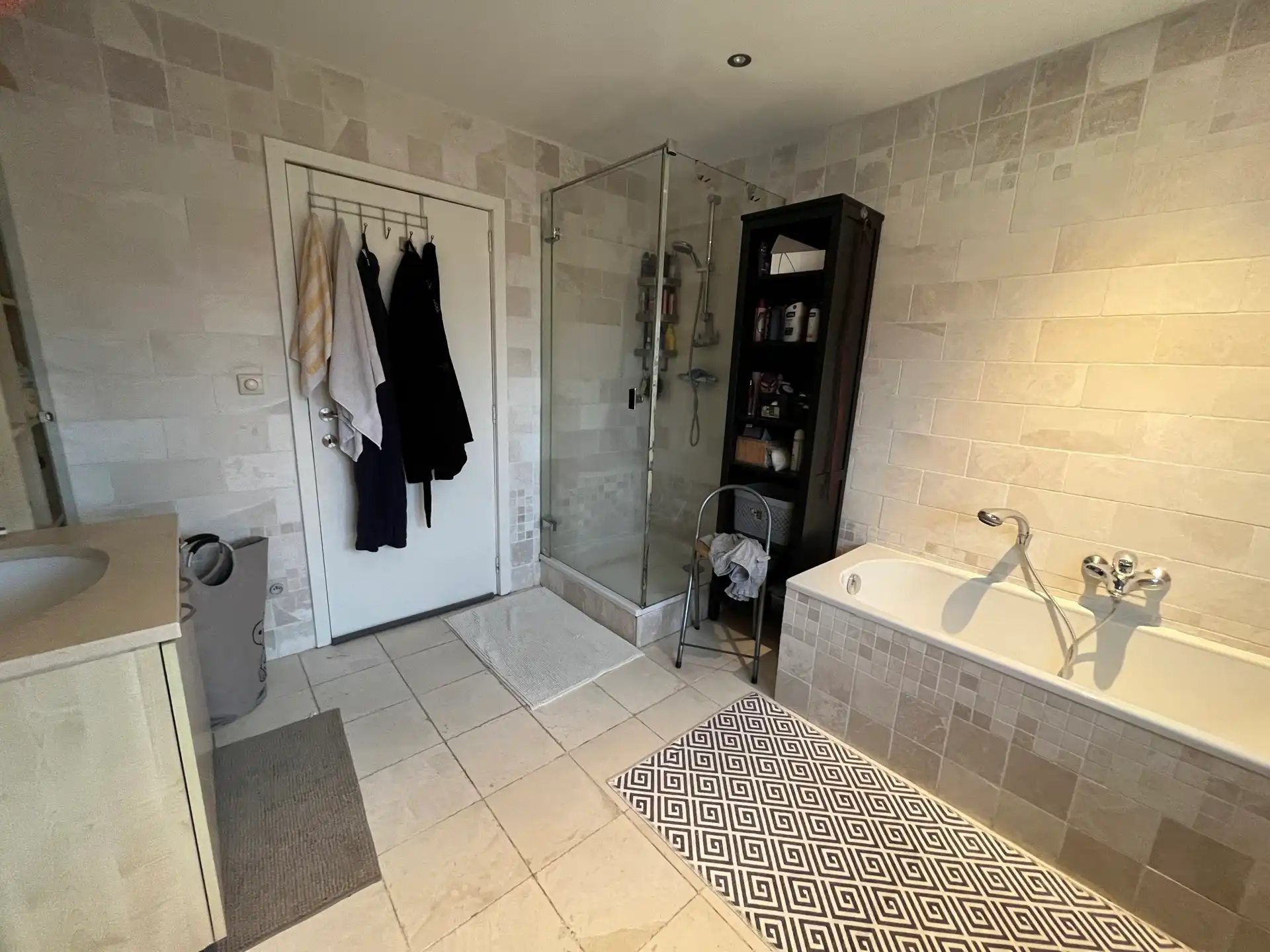 Woning op uitstekende locatie met drie slaapkamers en tuin foto 8