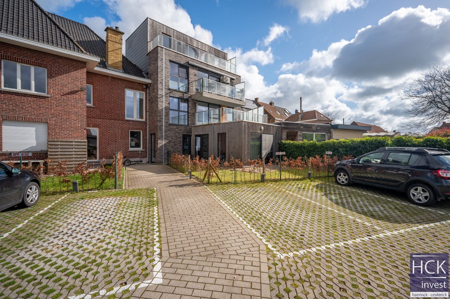 VICHTE - Lichtrijk en energiezuinig appartement met 2 SLPK én ruim terras! foto 9
