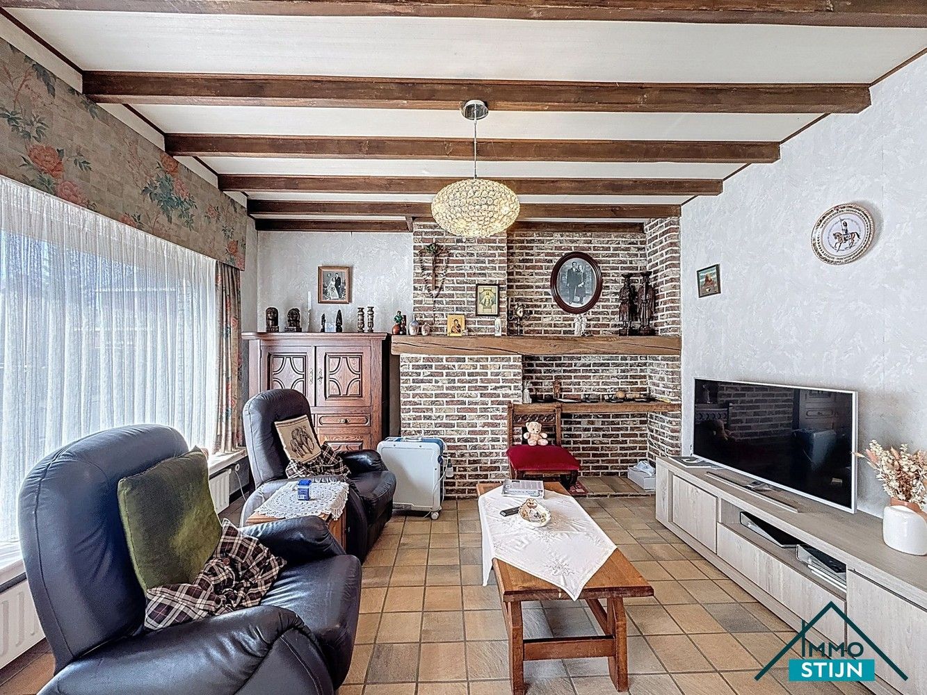 Woning met mooi aangelegde tuin foto 4