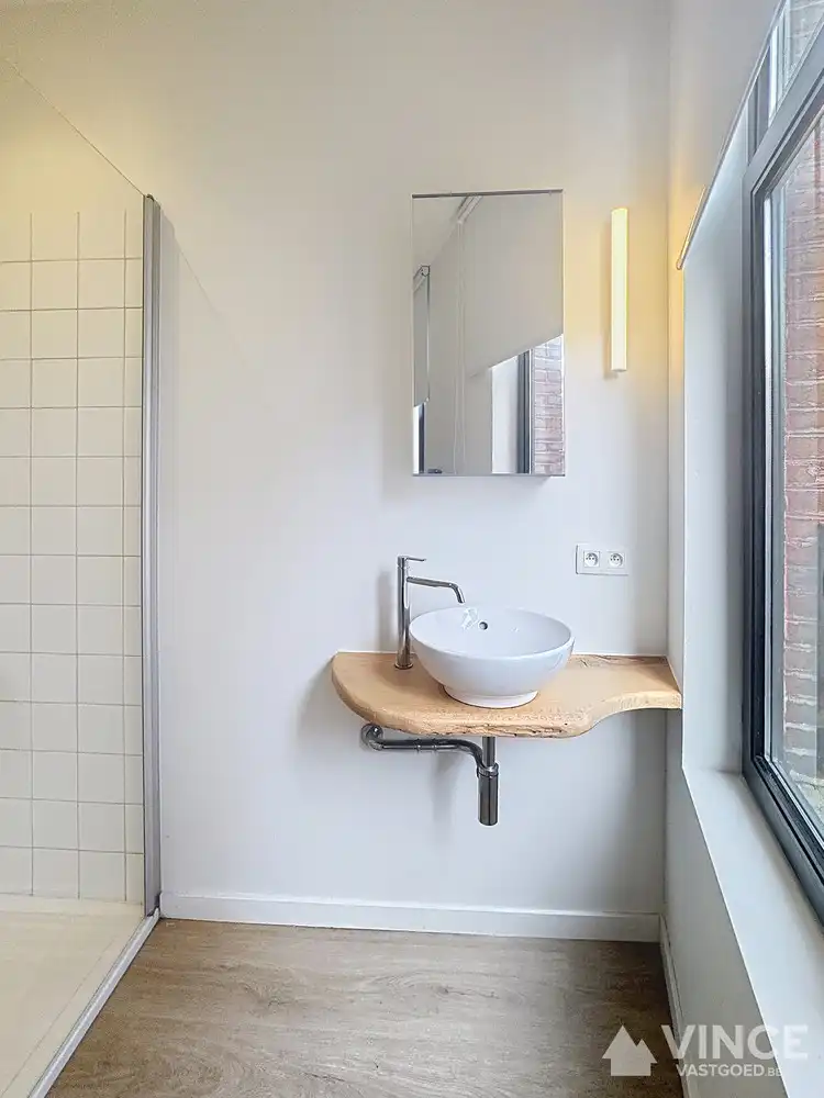 Charmante, volledig gerenoveerde woning in het hart van Mechelen foto 13