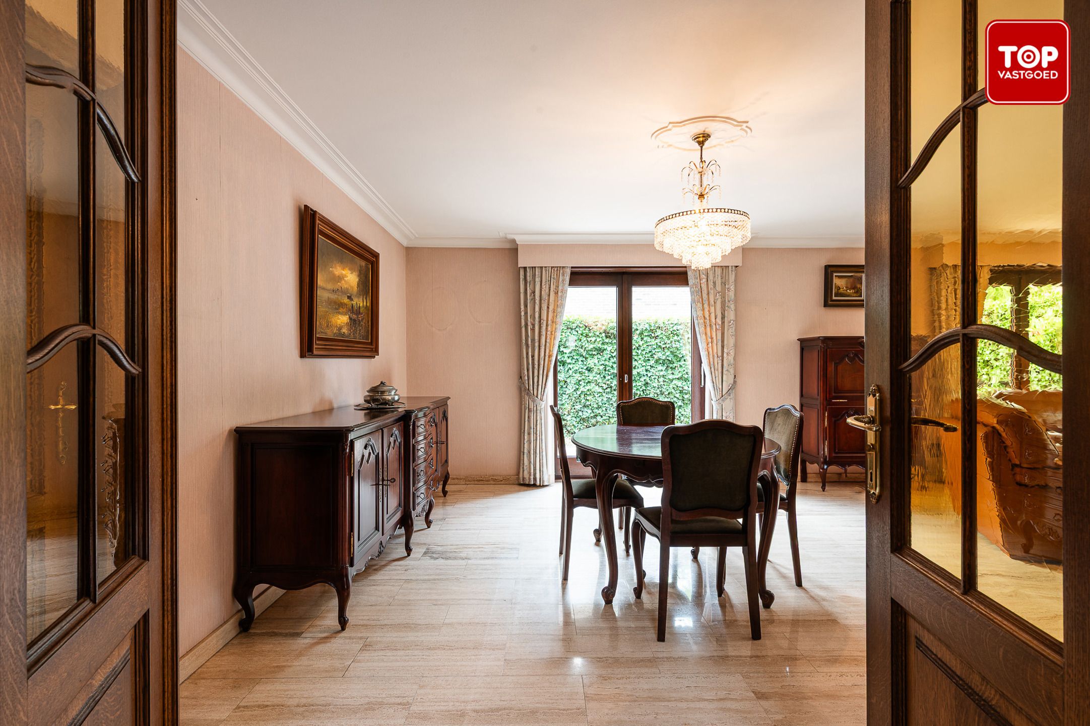 Alleenstaande villa met 4 slaapkamers in groene omgeving foto 12