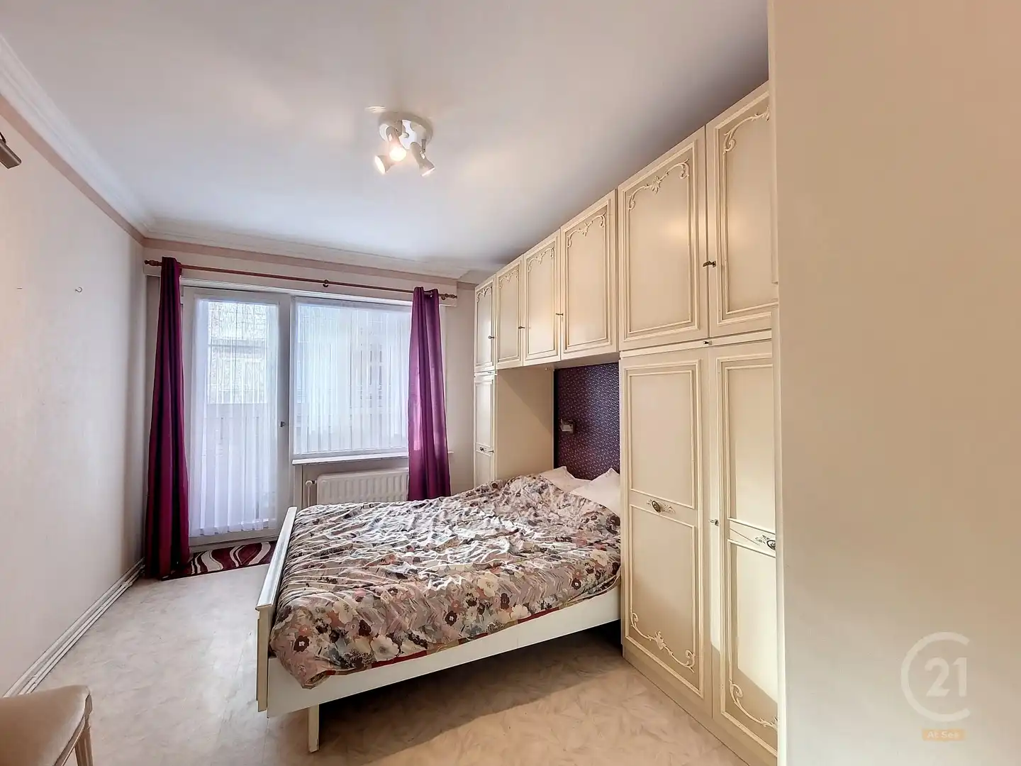 Gezellig 1-slaapkamerappartement met potentieel in Raversijde foto 5