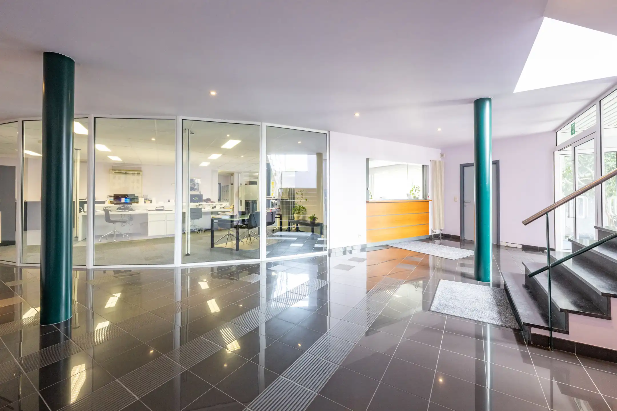 Kantoorgebouw 923 m² met 22 parkings te koop in Lier   foto 3