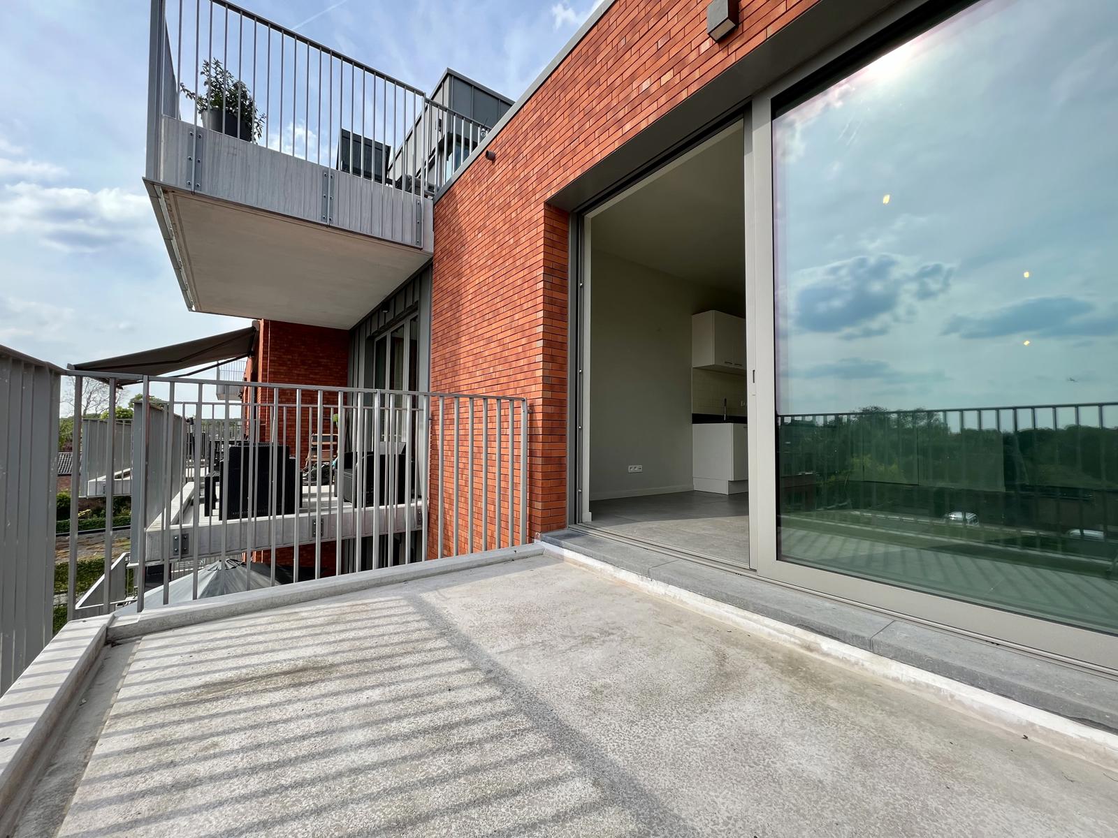 Gezellig, energiezuinig éénslaapkamerappartement in Zele foto 2