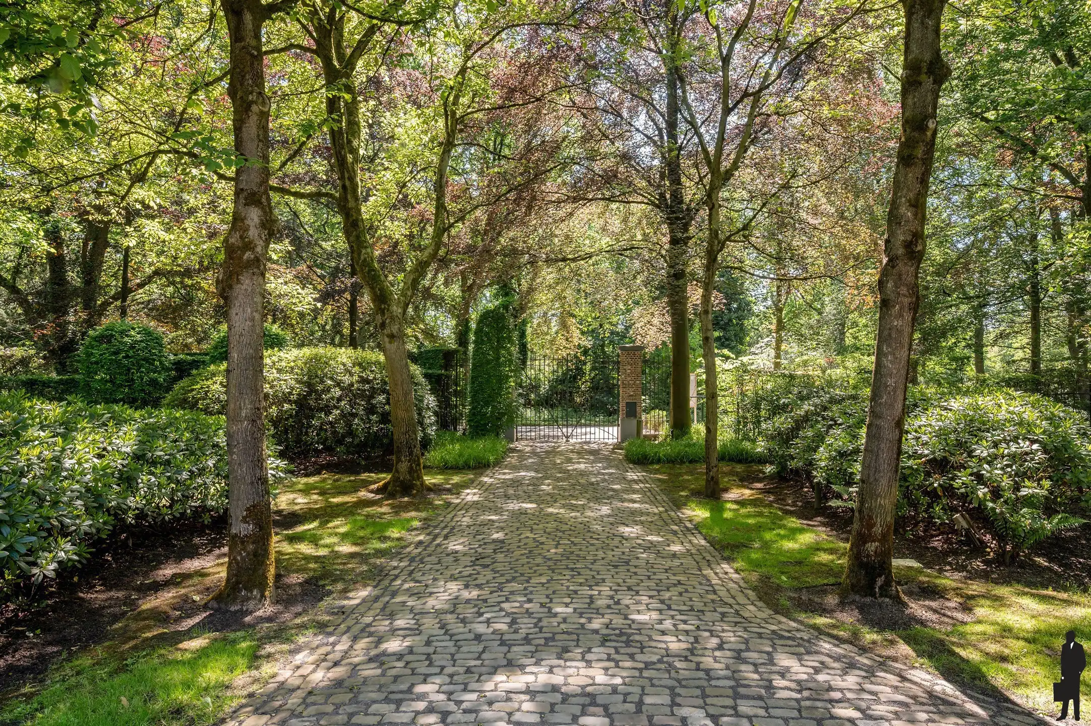 Op absolute toplocatie gelegen villa! foto 36