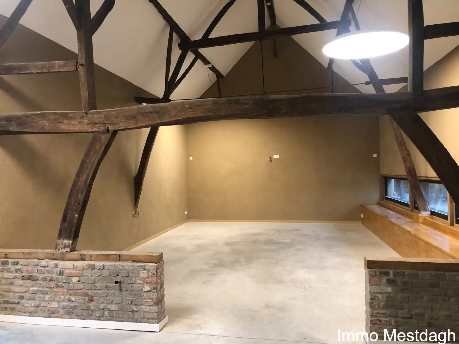 Volledig gerenoveerde horecazaak verbonden aan het Amandinamuseum.   foto 3