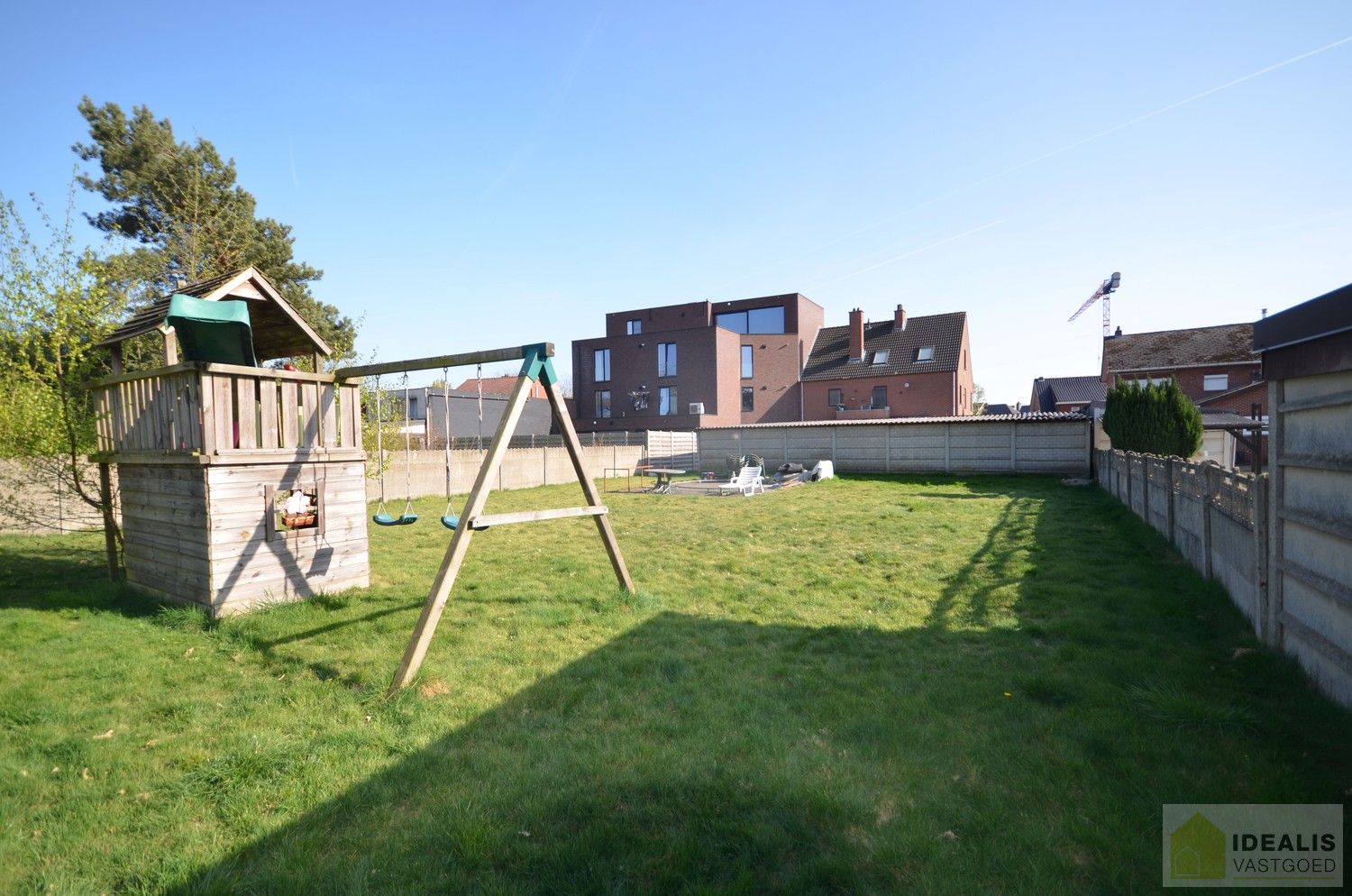 CENTRAAL GELEGEN OPBRENGSTEIGENDOM MET 3 APPARTEMENTEN IN HET CENTRUM VAN LOMMEL OP RUIM PERCEEL VAN 9A 35CA! foto 17