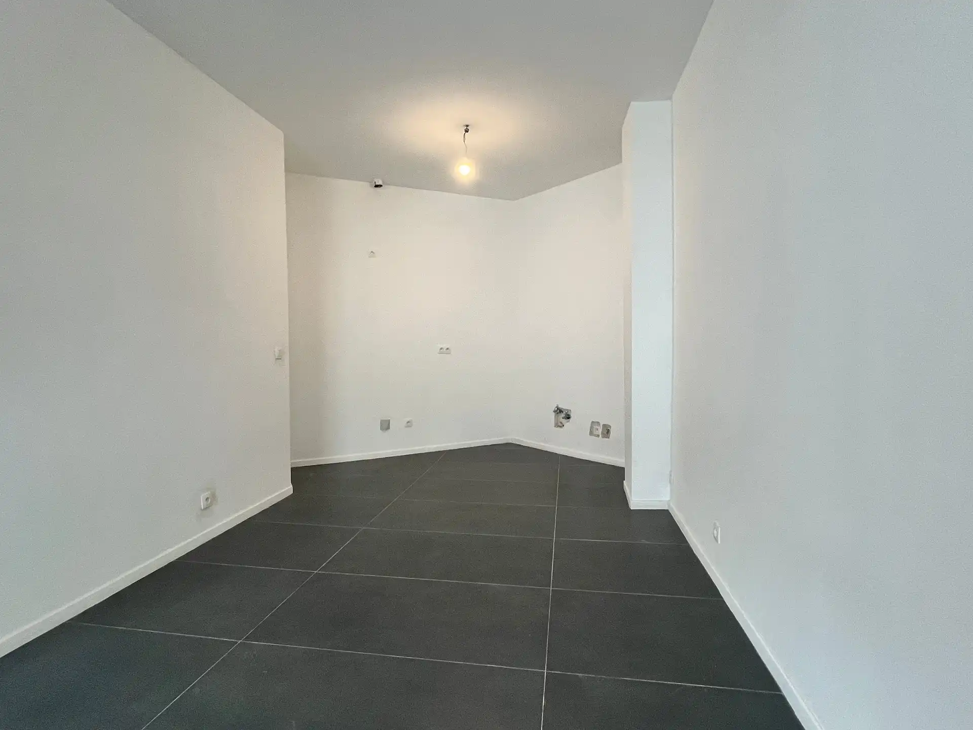 Grondig gerenoveerd pand met 3 vergunde appartementen - gelegen nabij de Troonplaats! foto 20