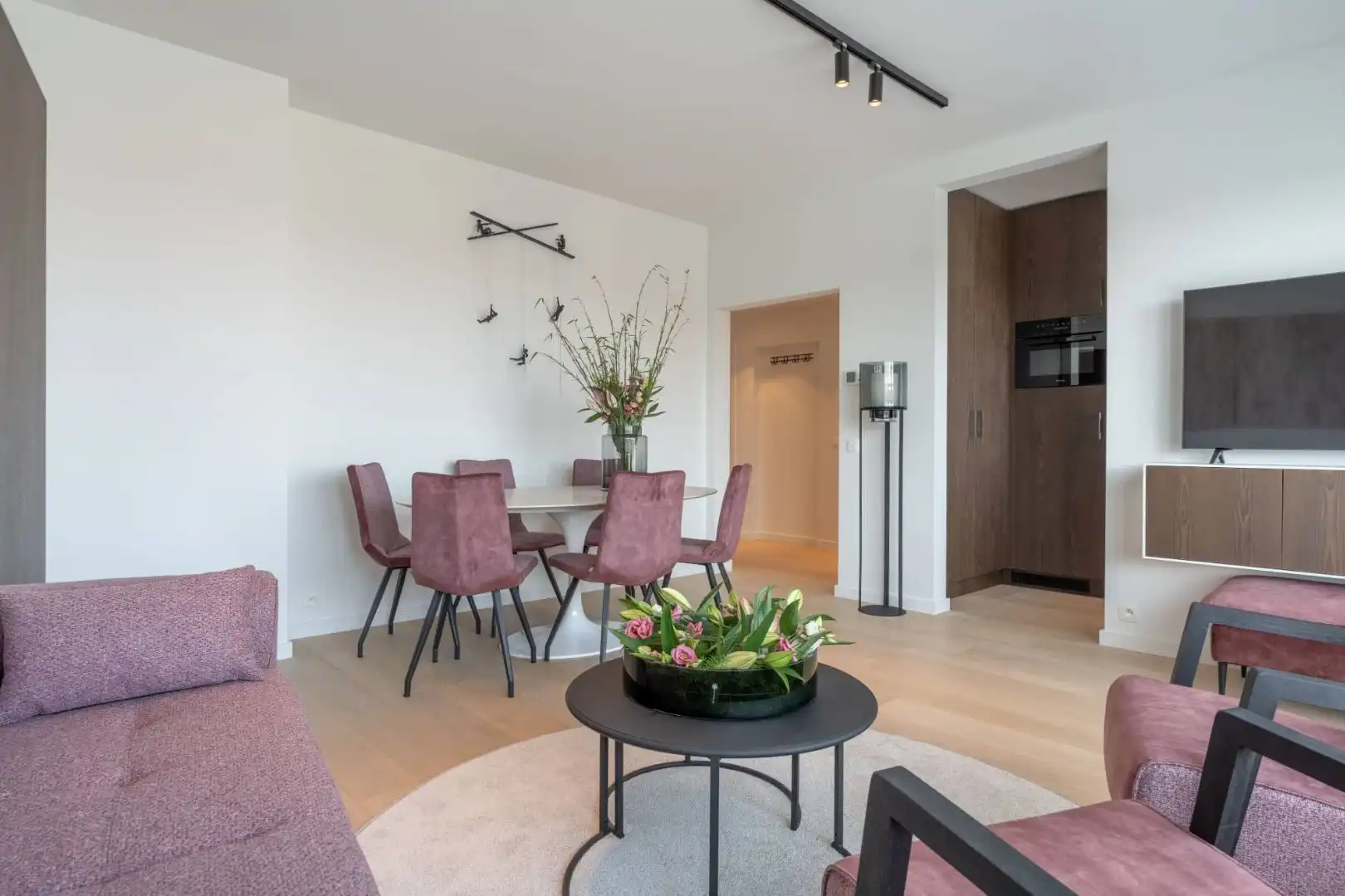 Smaakvol gerenoveerd appartement met vrij zicht foto 8