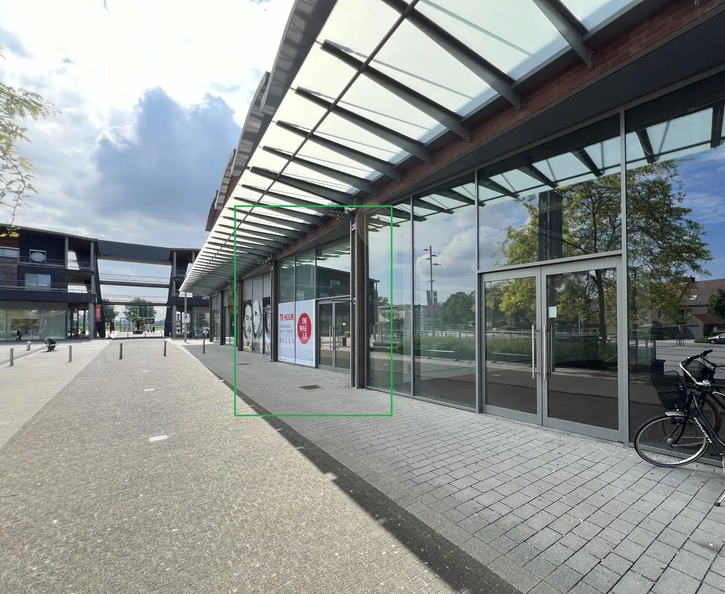 Commerciële ruimte te huur foto {{pictureIndex}}