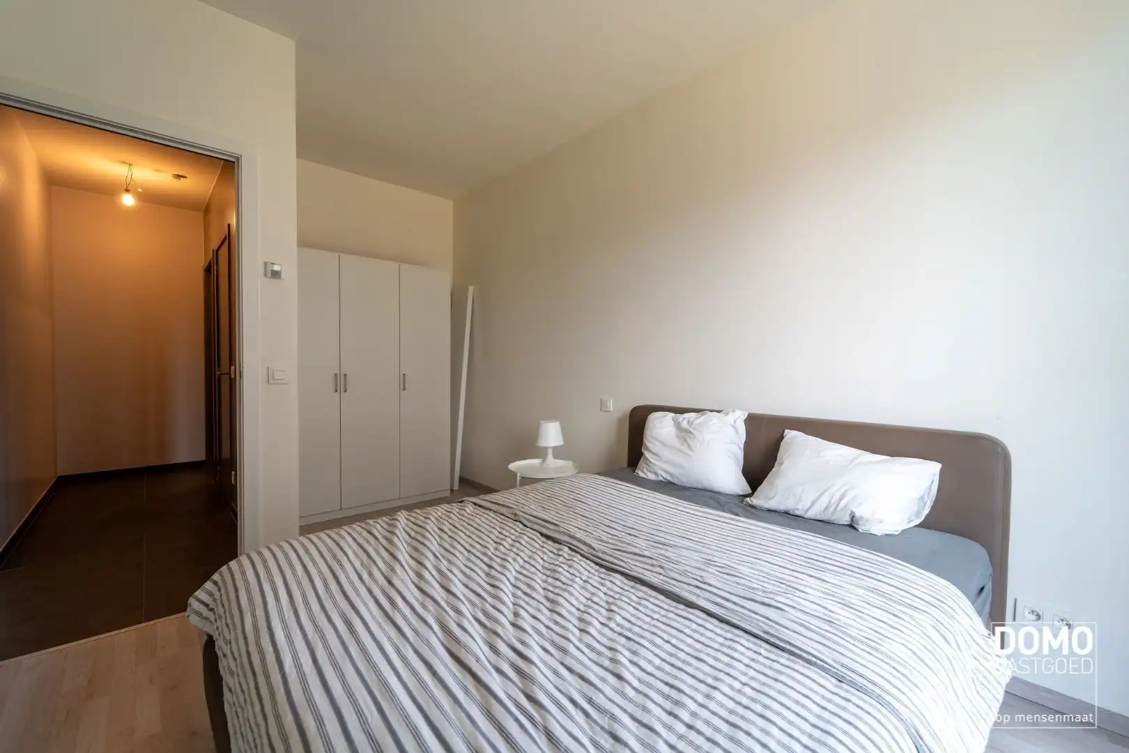 APPARTEMENT MET PRACHTIG TERRAS, 2 SLAAPKAMERS EN AUTOSTANDPLAATS TE KOOP AAN QUARTIER BLUE, HASSELT foto 7