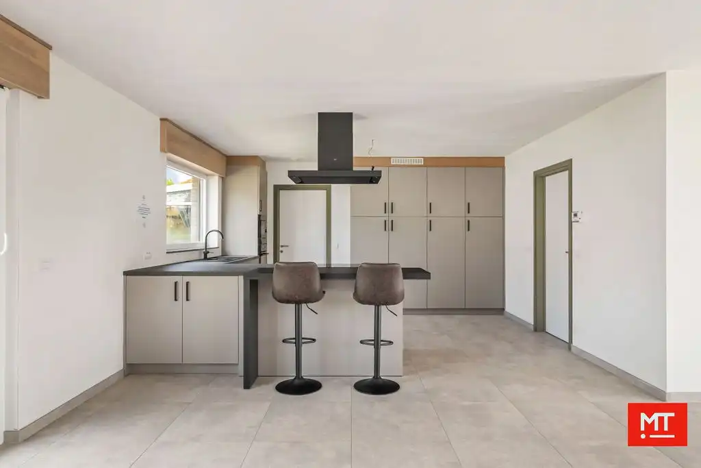 Halfopen nieuwbouwwoningen op een rustige locatie in Wervik foto 5