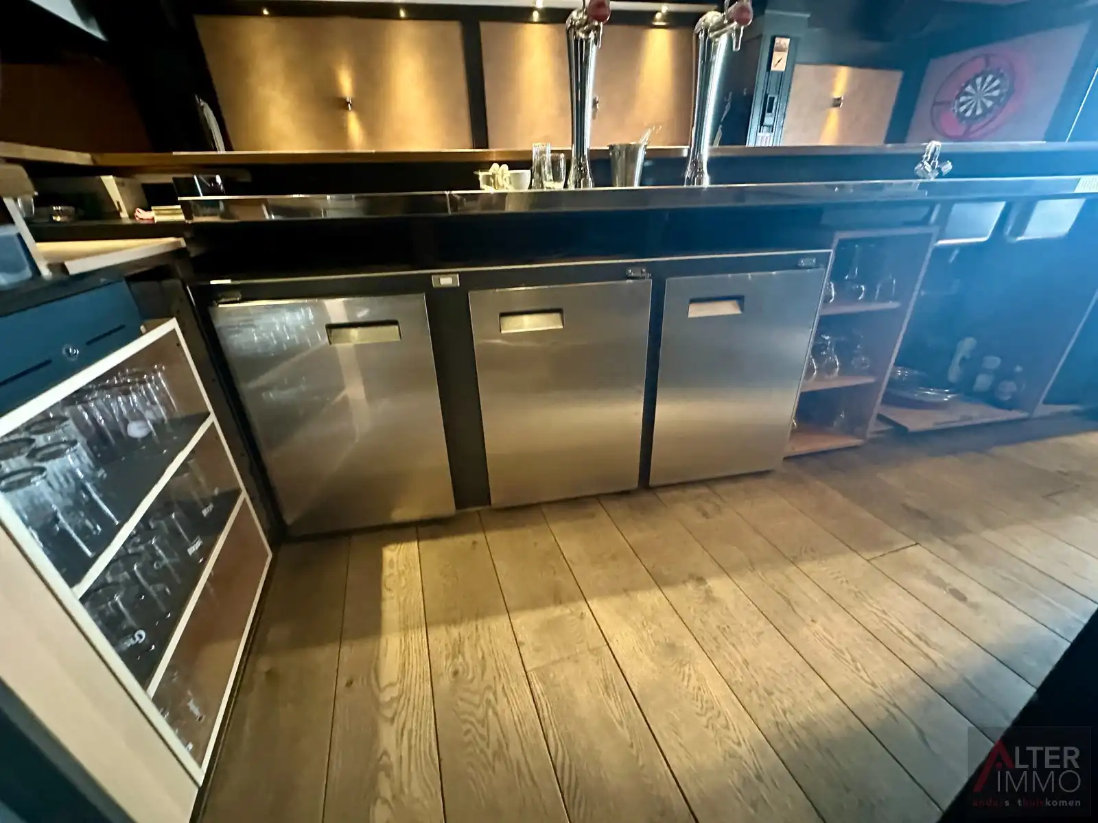 Gekend en centraal gelegen dorpscafé voor onmiddellijke opstart! foto 10