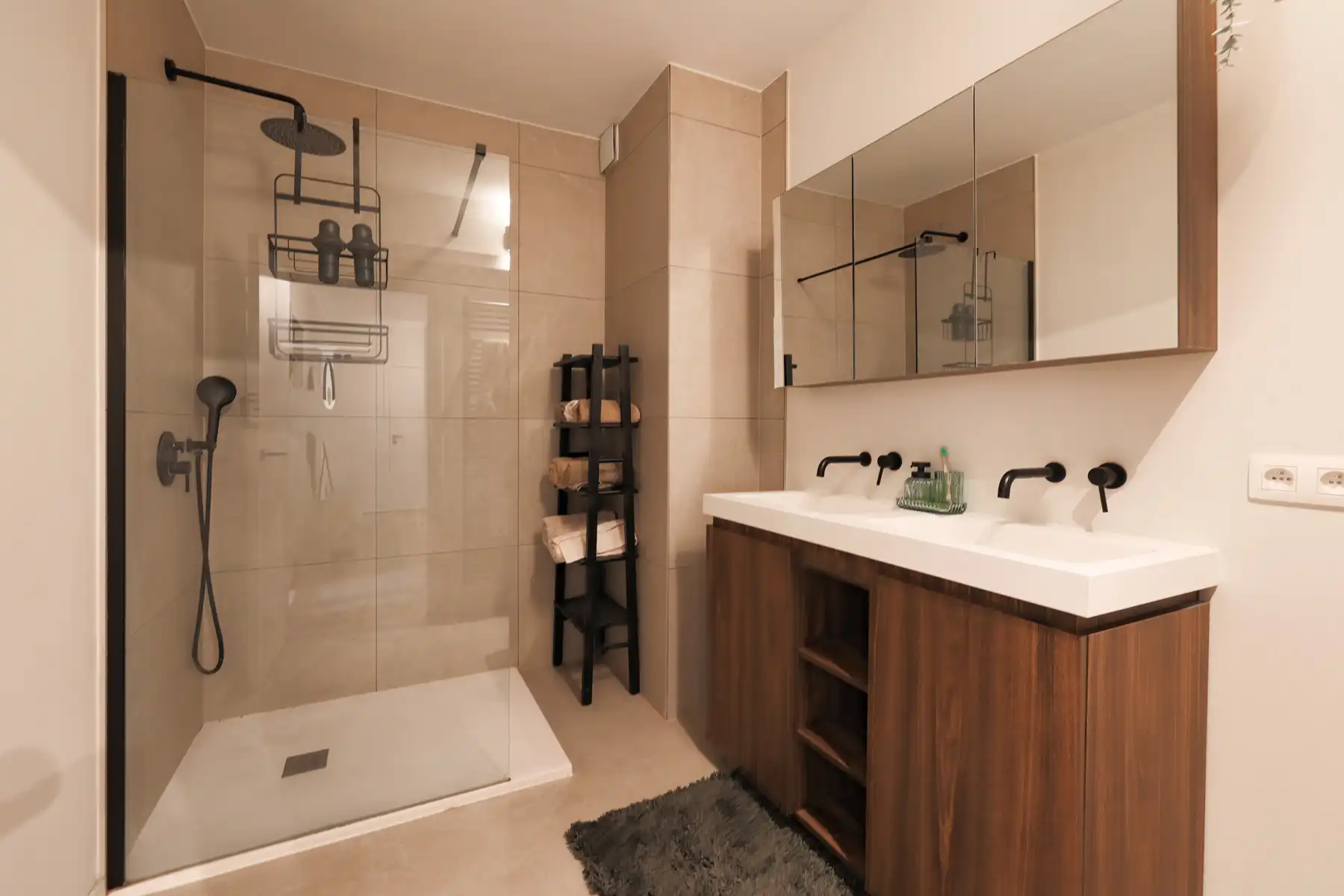 Prachtig appartement met 3 slaapkamers en terras foto 16