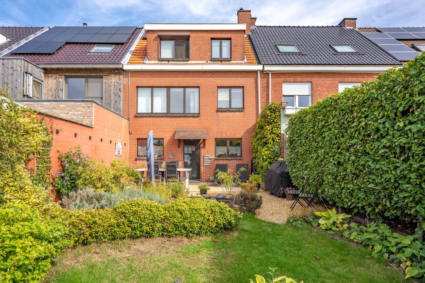 Bel-etagewoning met 3 slaapkamers in doodlopende straat! foto 3