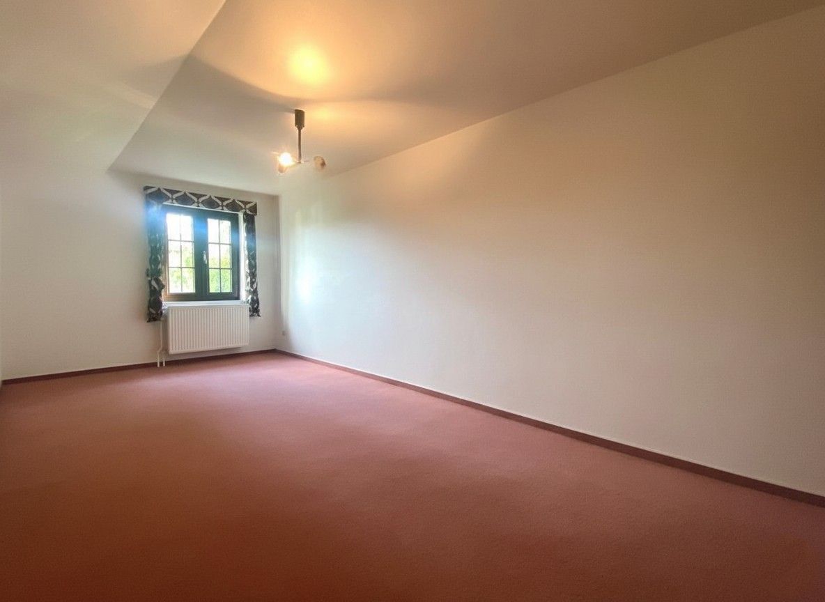 CHARMANTE VILLA  (O.B) MET TUIN foto 9