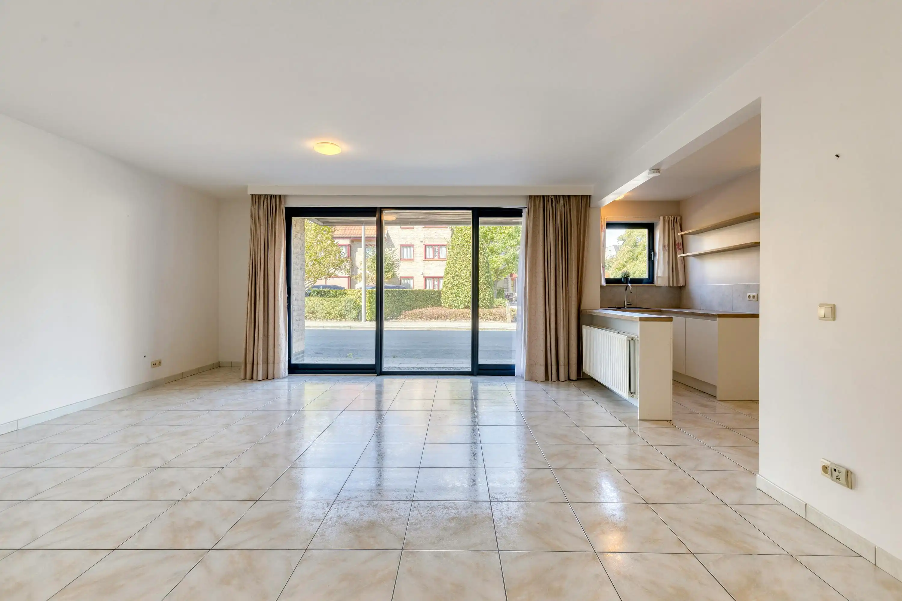 Appartement met 2-3 slaapkamers in centrum Oostkamp foto 3