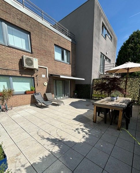 Zeer ruim appartement te koop in Lanaken-Smeermaas, vlakbij Maastricht! foto 15