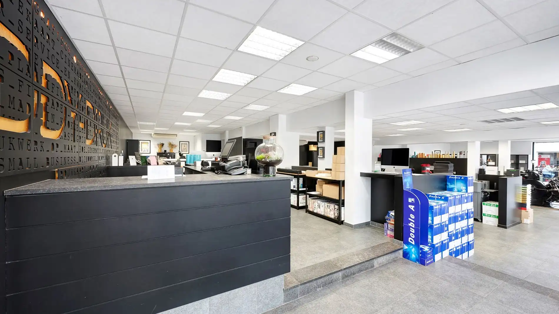 Mooi handelspand (179 m²) met brede etalage te Heist foto 7