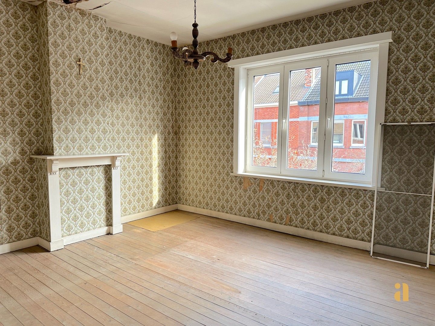 Mooie renovatiekans: ruime tuin en immens veel potentieel foto 22