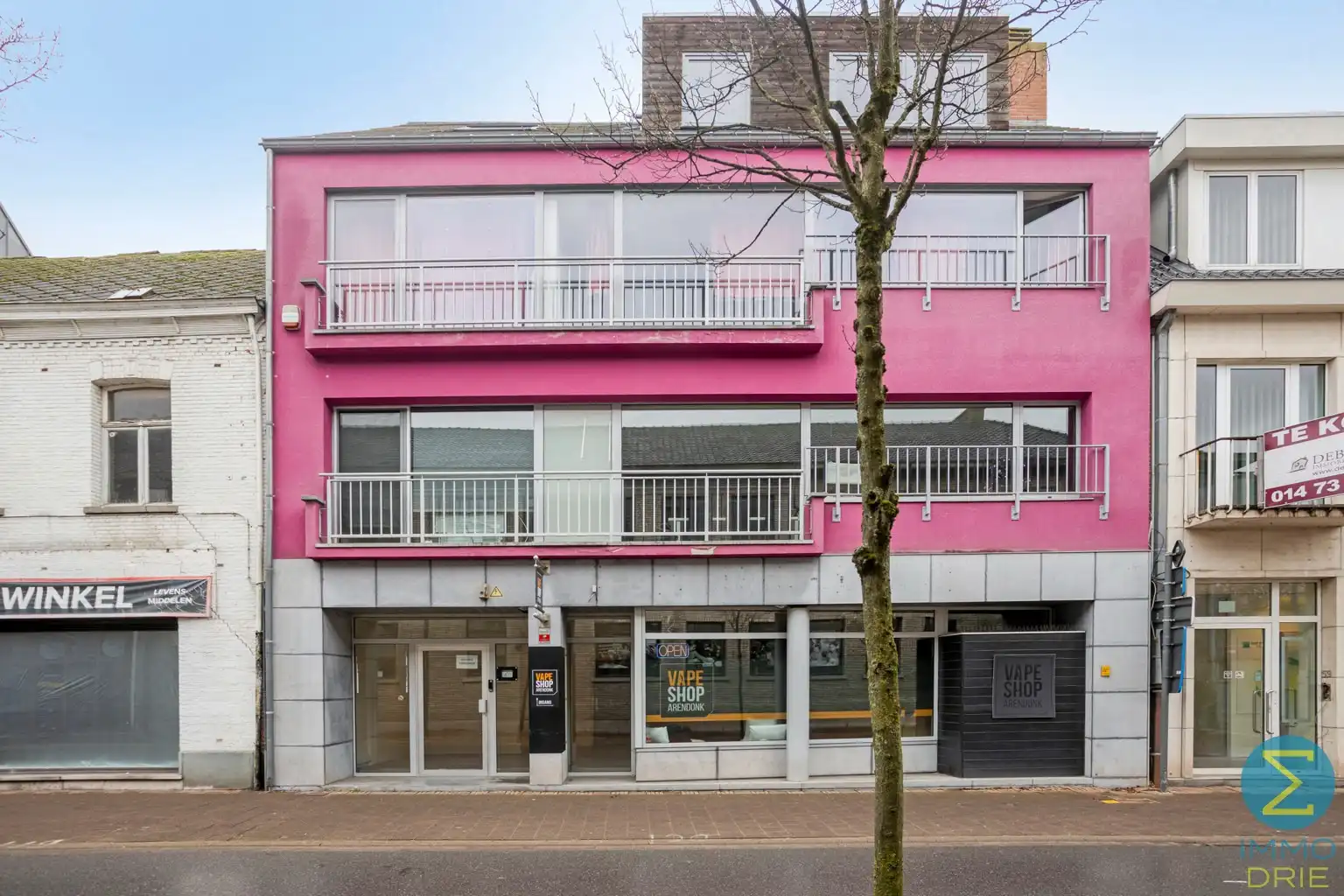 Ruim 3 slpk appartement met groot terras en autostaanplaats foto 14
