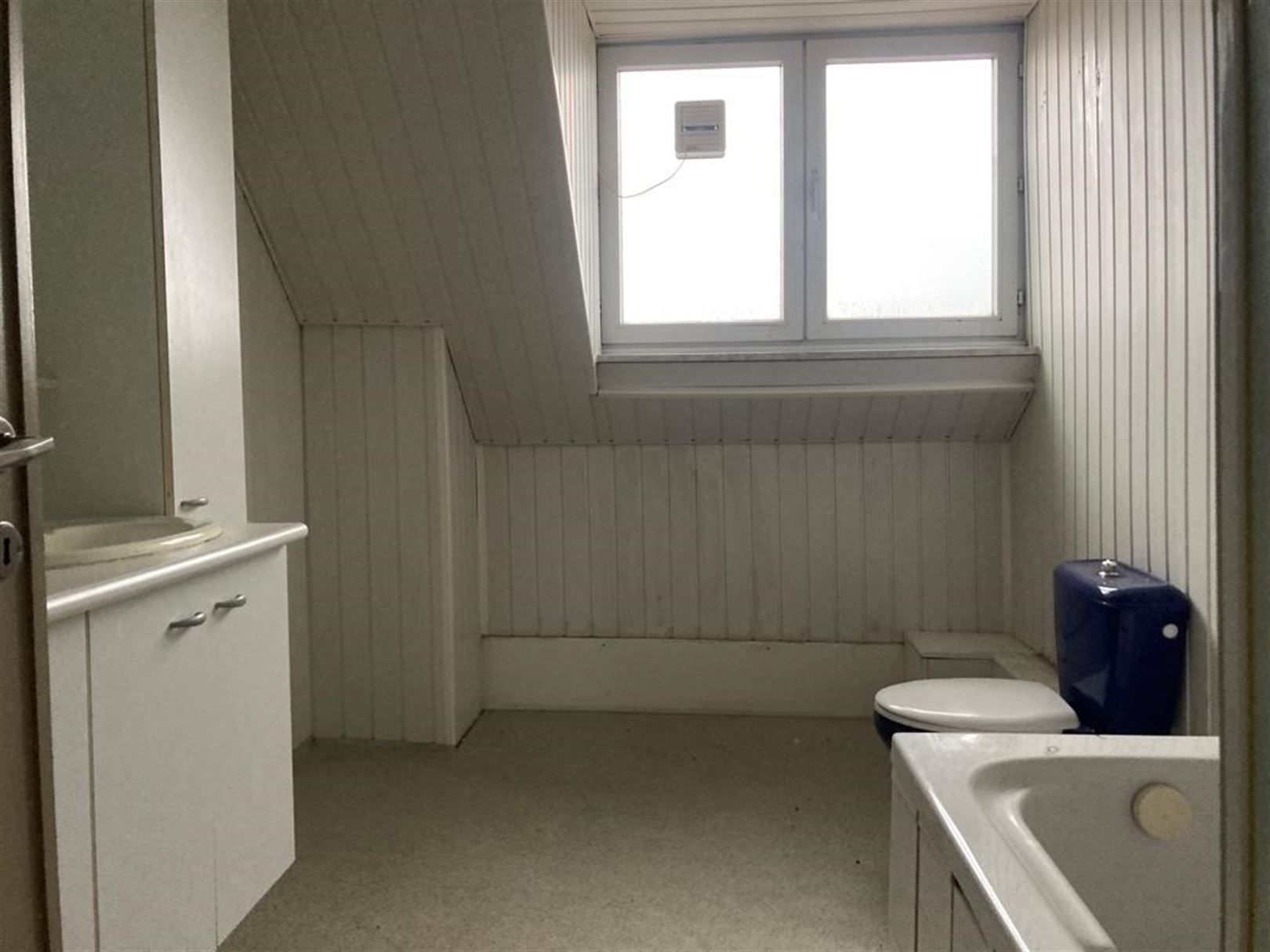 Polyvalent huis met handelsgelijkvloers en aparte inkom naar duplex appartement foto 19